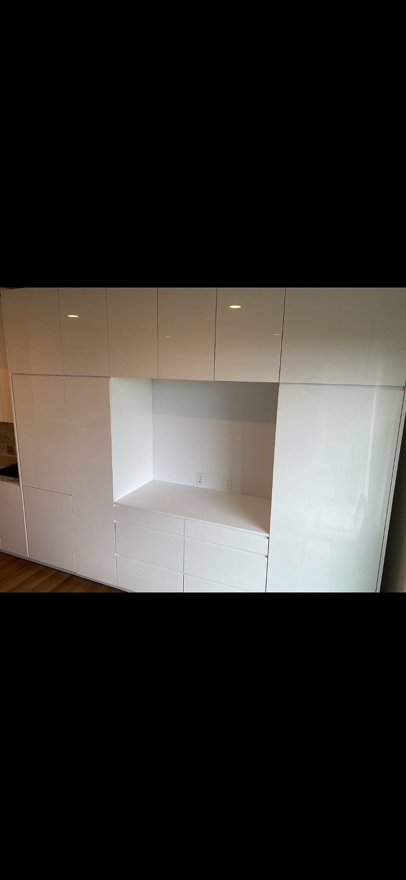 60 flat screen smart TV in this space now. Cable/ Wi-Fi included.