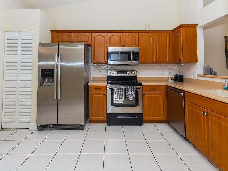 Furnished Finder property 363235_1 photo 4