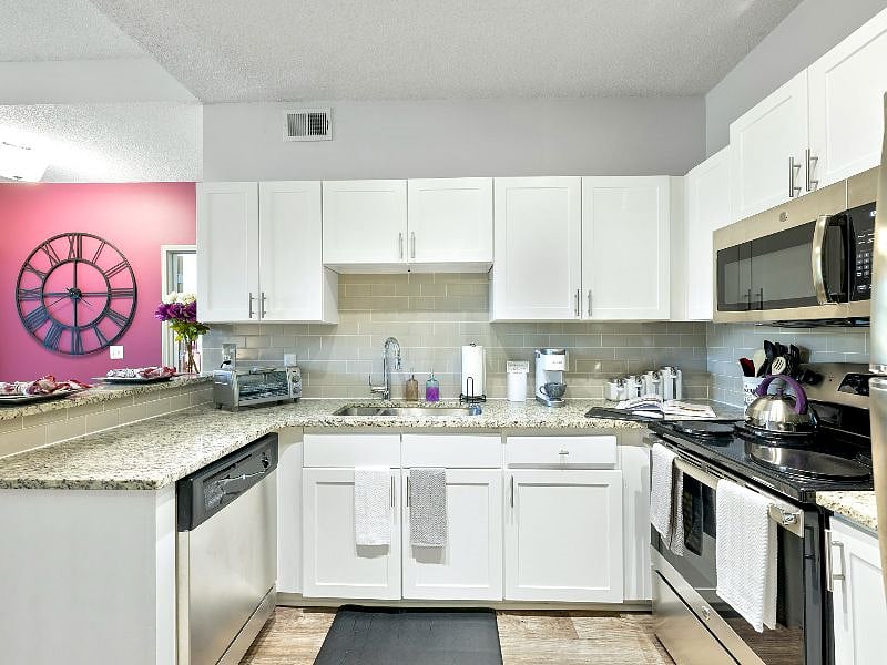 Furnished Finder property 363247_1 photo 9