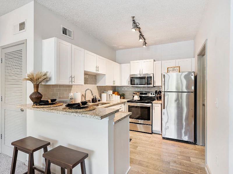Furnished Finder property 363247_2 photo 13