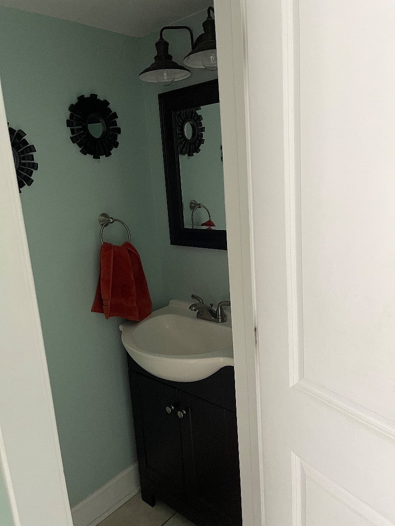 Half bath on the ground floor