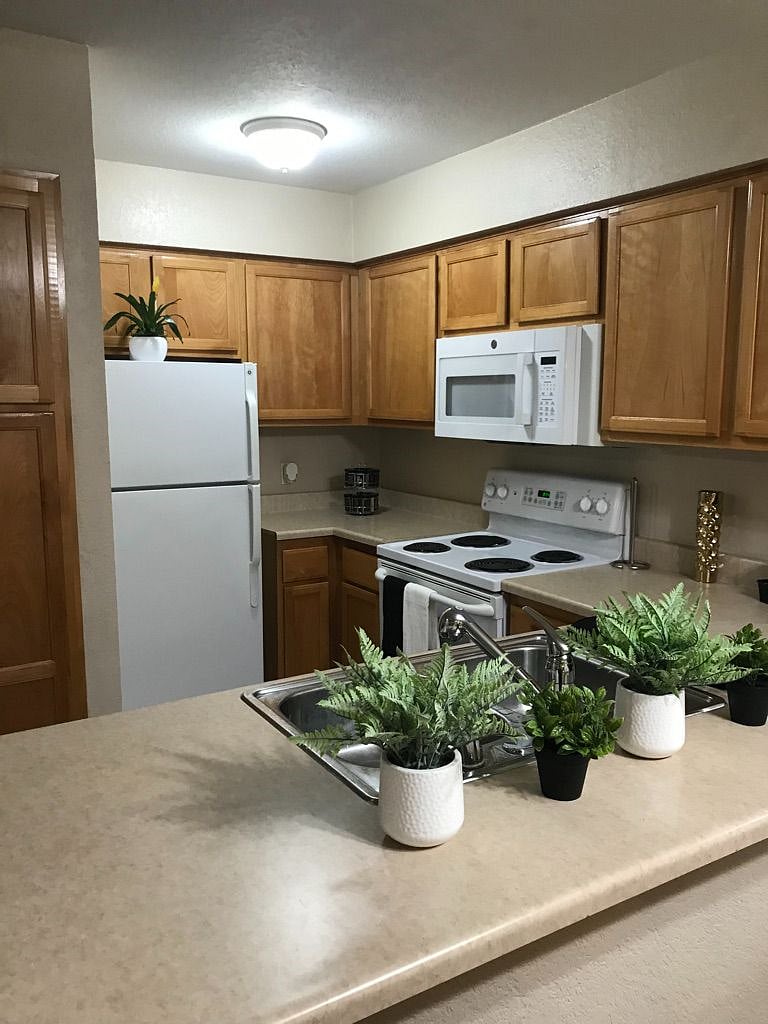 Furnished Finder property 363393_2 photo 9