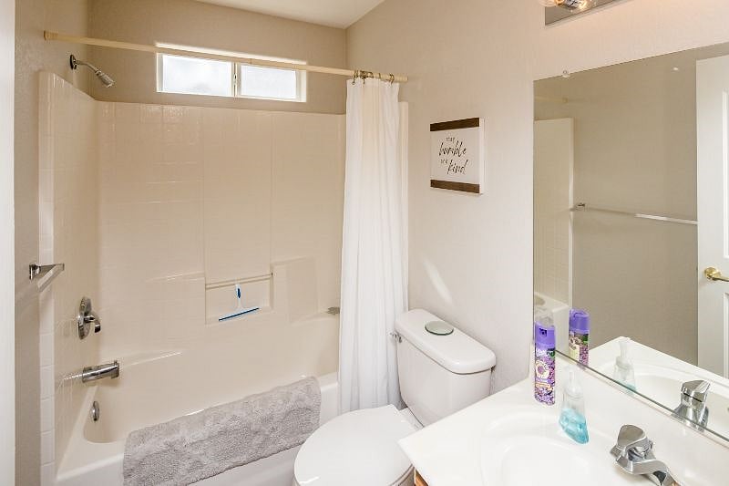 Quest Bathroom