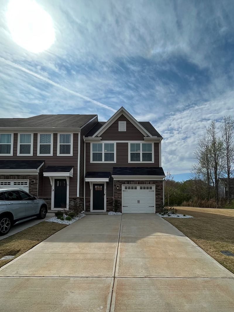 Furnished Finder property 363475_1 photo 1