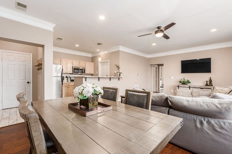 Furnished Finder property 363735_1 photo 3