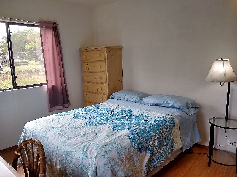 Mauna Loa
downstairs bedroom