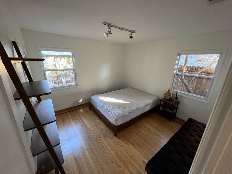Furnished Finder property 364239_1 photo 10