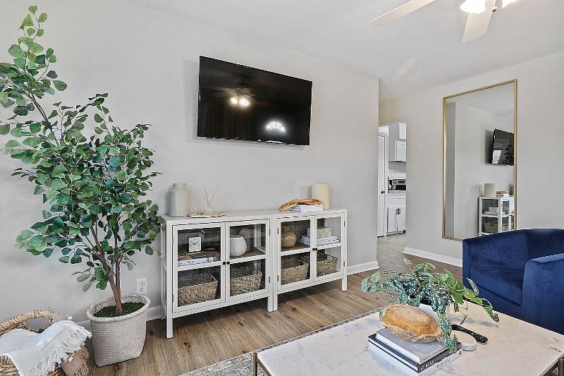 Furnished Finder property 364251_1 photo 5