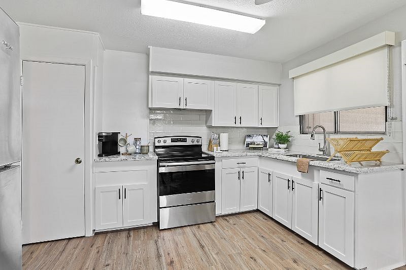 Furnished Finder property 364251_1 photo 11