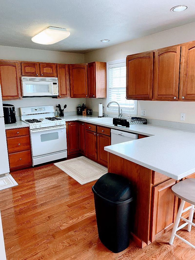 Furnished Finder property 364350_1 photo 10