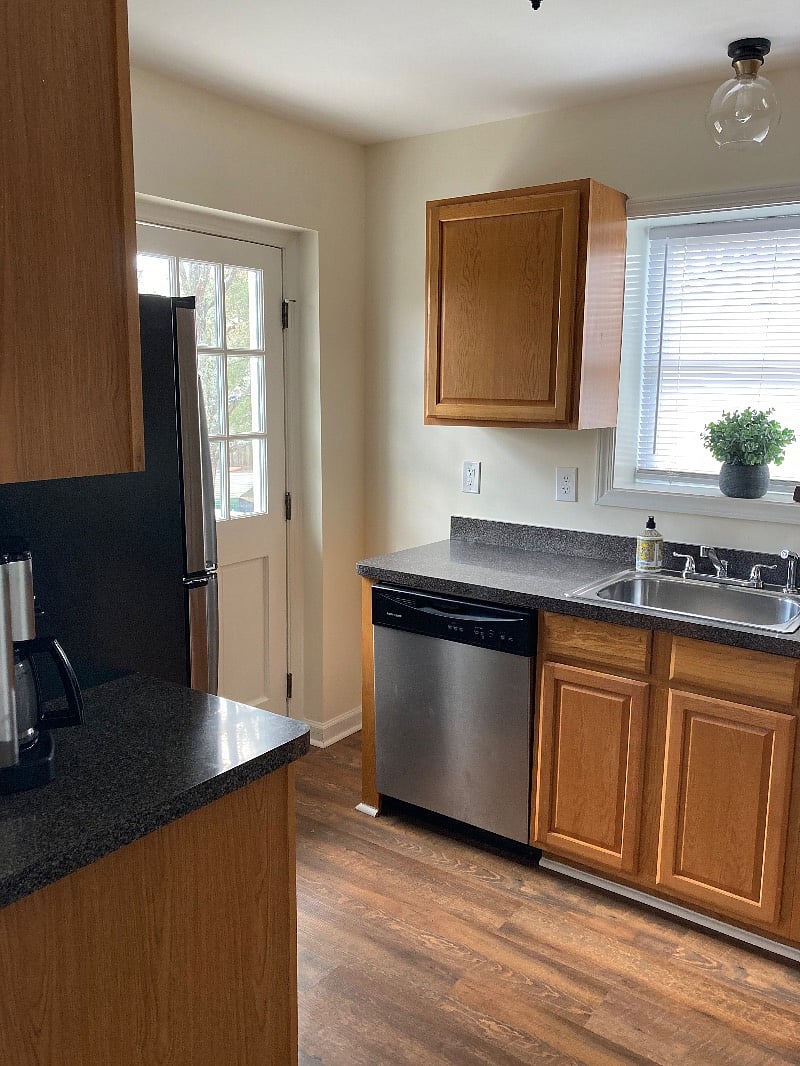 Full-sized Dishwasher, Refrigerator