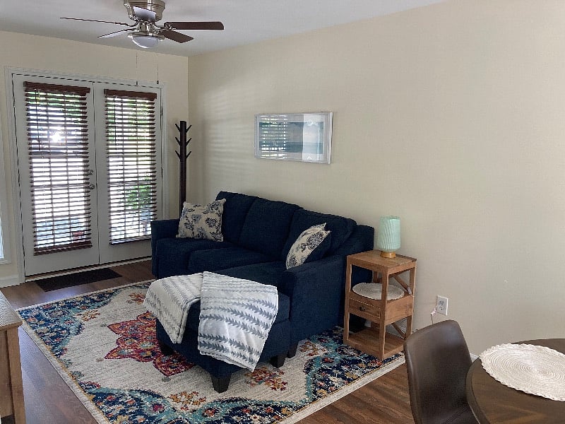 Living room with SMART TV and WIFI