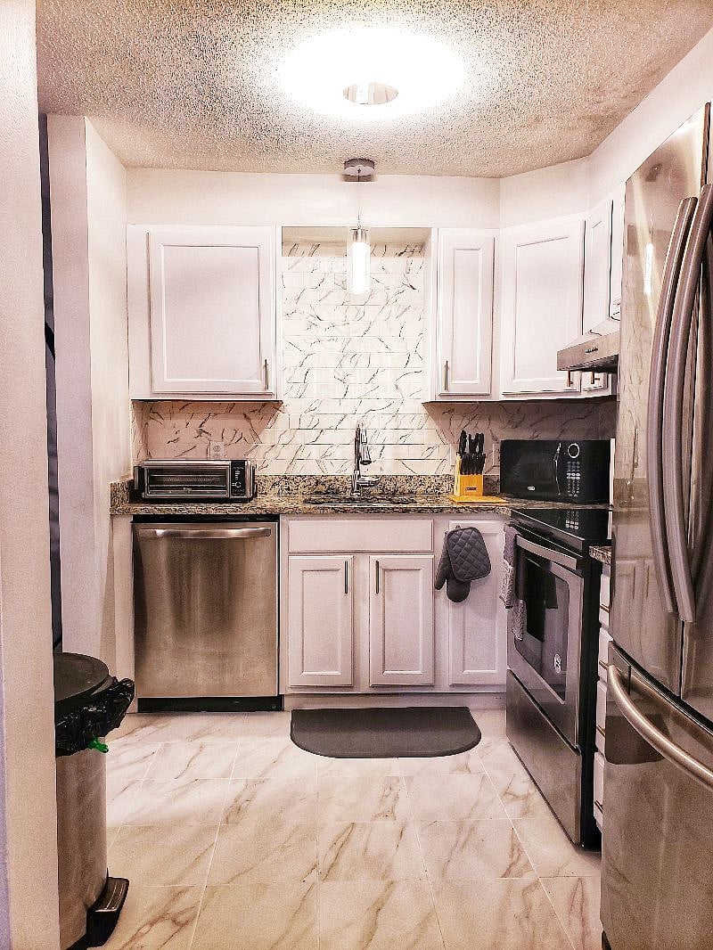 Furnished Finder property 364442_1 photo 18