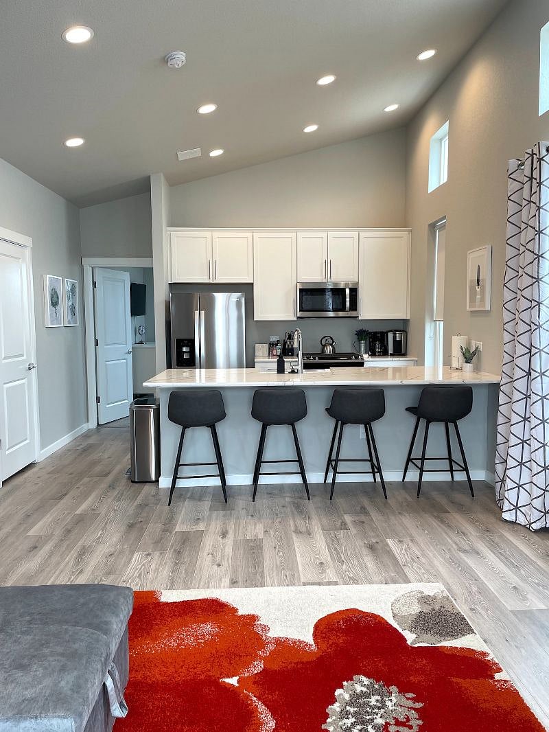 Furnished Finder property 364733_1 photo 23