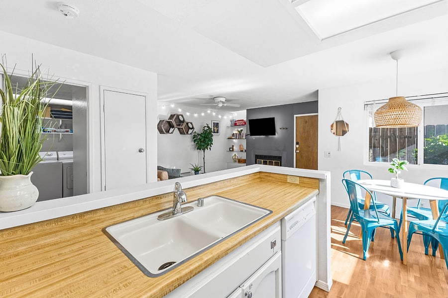 Furnished Finder property 364816_1 photo 11