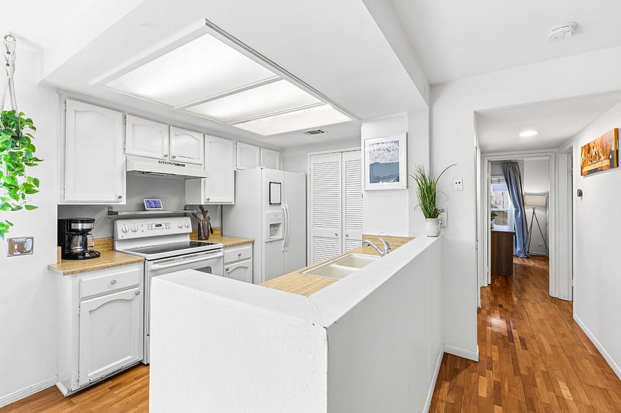 Furnished Finder property 364816_1 photo 10