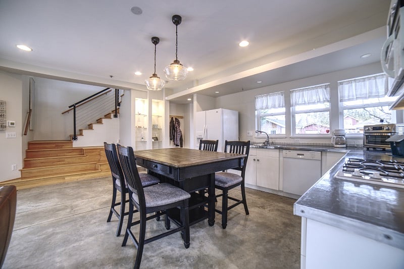 Furnished Finder property 365033_1 photo 17
