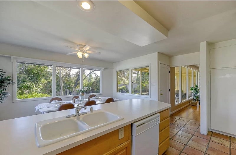 Furnished Finder property 365035_1 photo 13