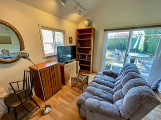 Furnished Finder property 365093_1 photo 4