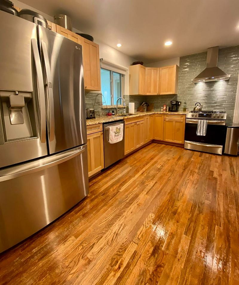 Spacious Kitchen with basic cooking supplies