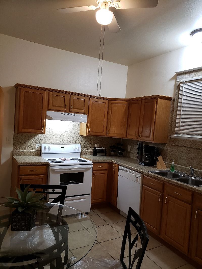 Furnished Finder property 365182_1 photo 3
