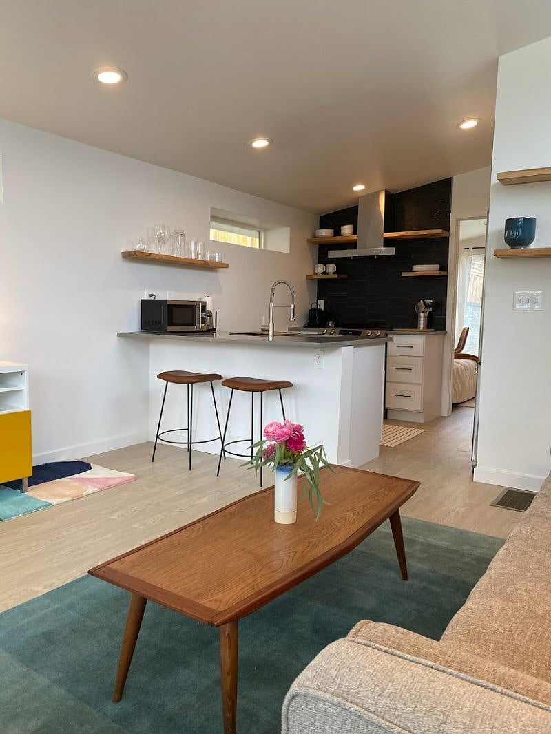Furnished Finder property 365302_1 photo 5