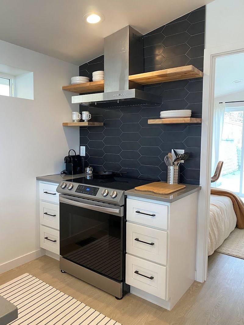 Furnished Finder property 365302_1 photo 6