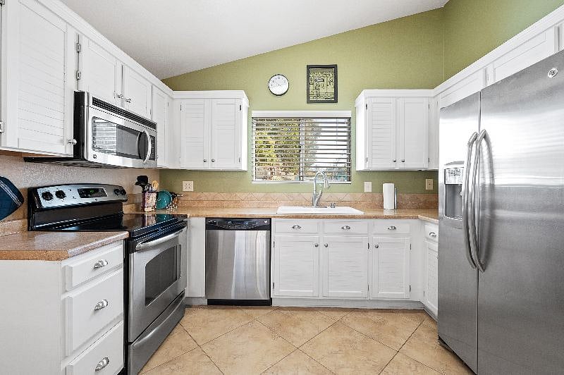 Furnished Finder property 365313_1 photo 13