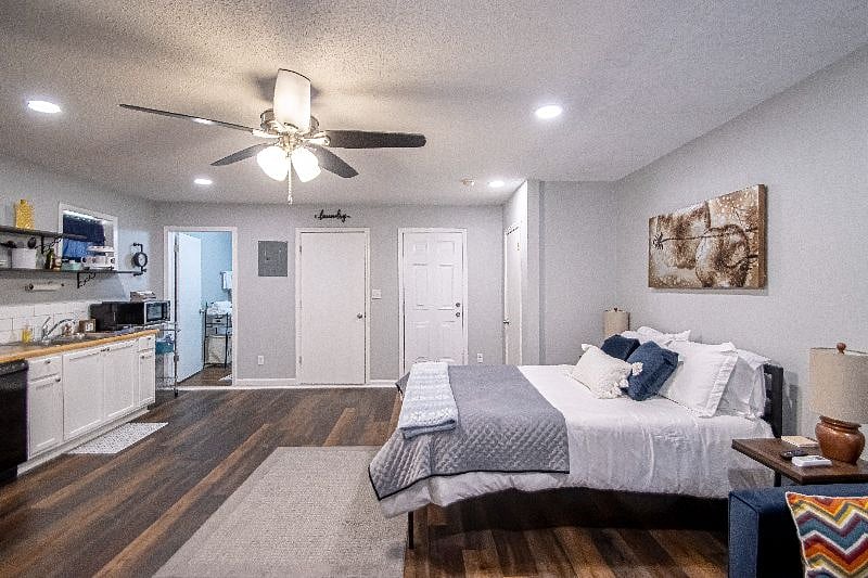 Furnished Finder property 365324_1 photo 7