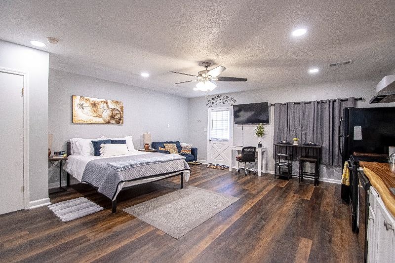 Furnished Finder property 365324_1 photo 4