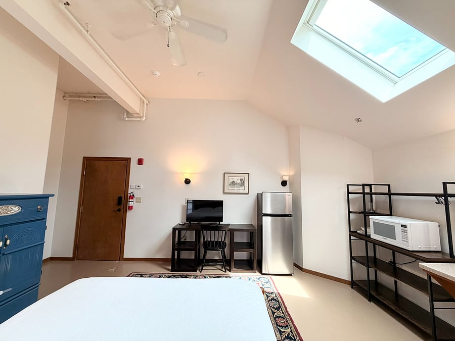 Furnished Finder property 365349_2 photo 7