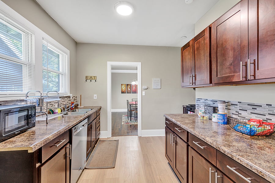 Furnished Finder property 365367_2 photo 9