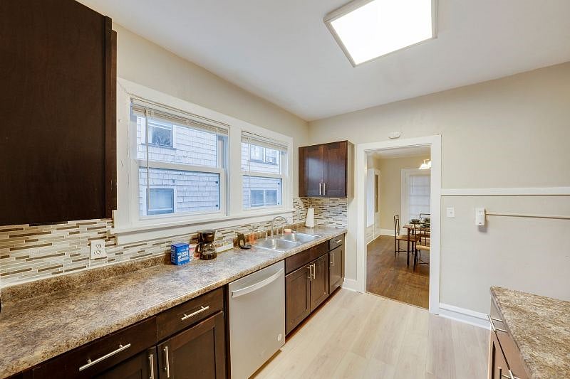 Furnished Finder property 365367_3 photo 9