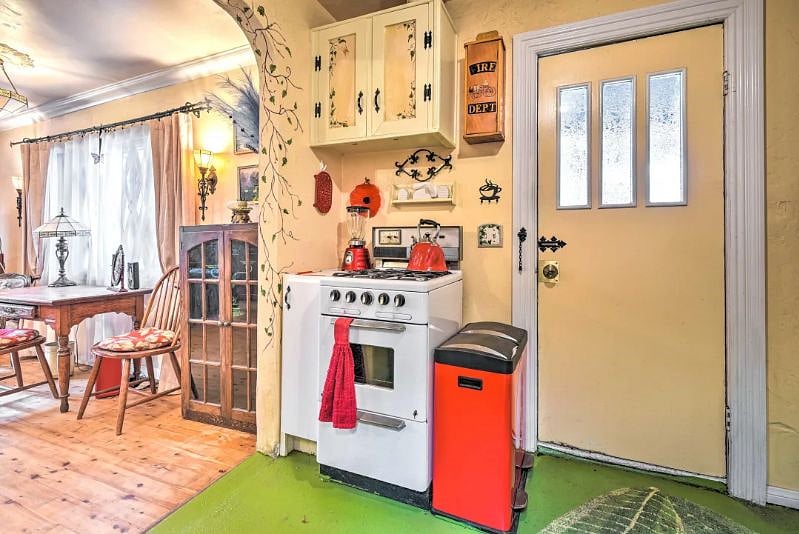 Furnished Finder property 365437_1 photo 7