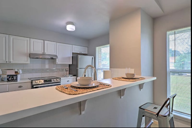Furnished Finder property 365470_1 photo 2