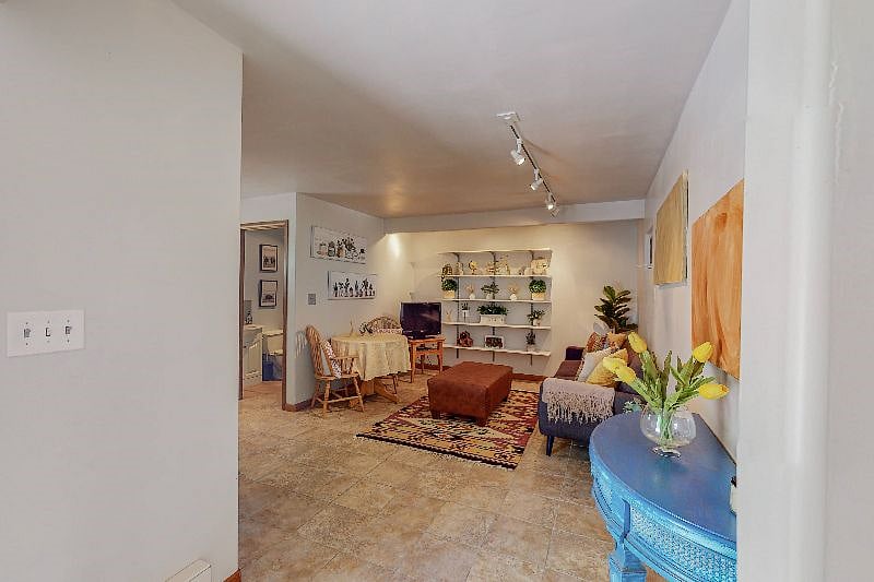 Furnished Finder property 365471_1 photo 13