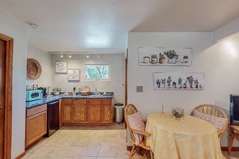Furnished Finder property 365471_1 photo 25
