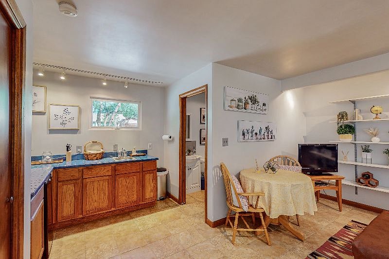 Furnished Finder property 365471_1 photo 28