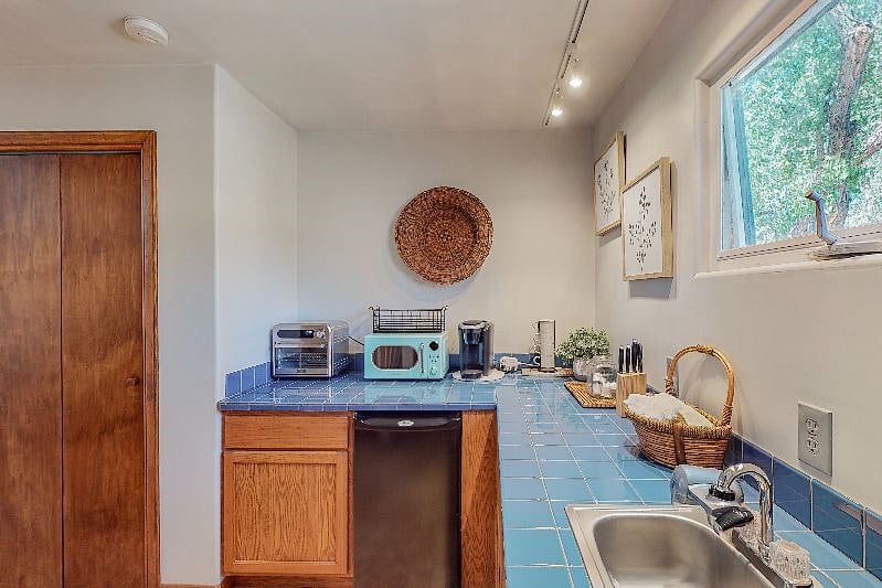 Furnished Finder property 365471_1 photo 29