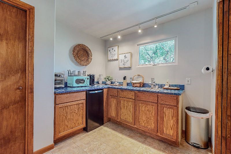 Furnished Finder property 365471_1 photo 27