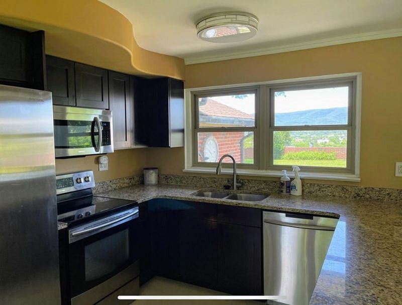 Furnished Finder property 365487_1 photo 10