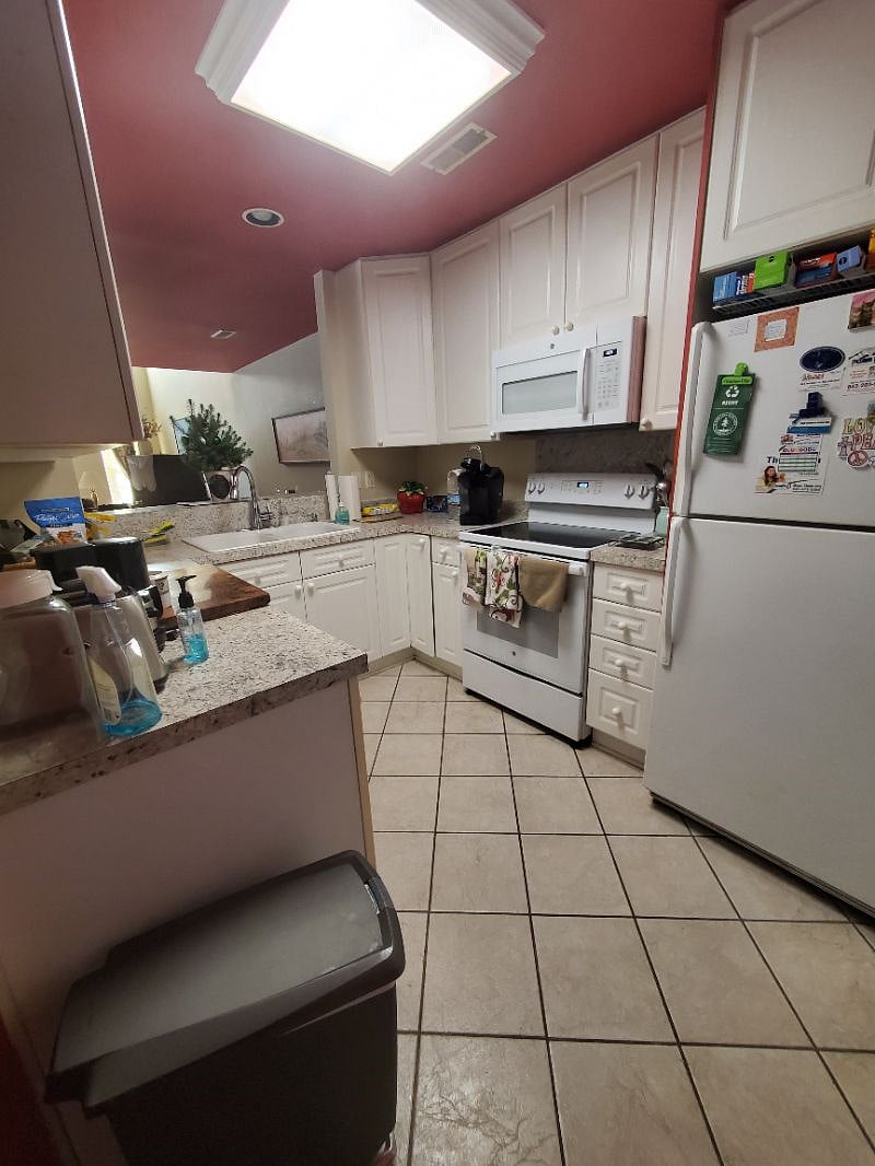 Furnished Finder property 365515_1 photo 9