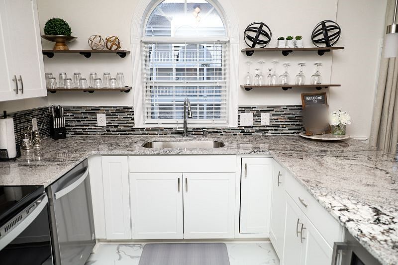 Furnished Finder property 365547_1 photo 5