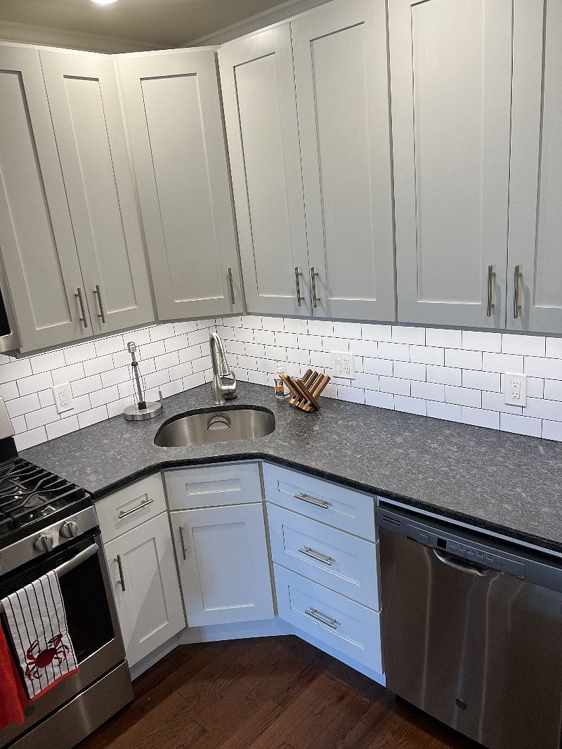 Furnished Finder property 365608_1 photo 8