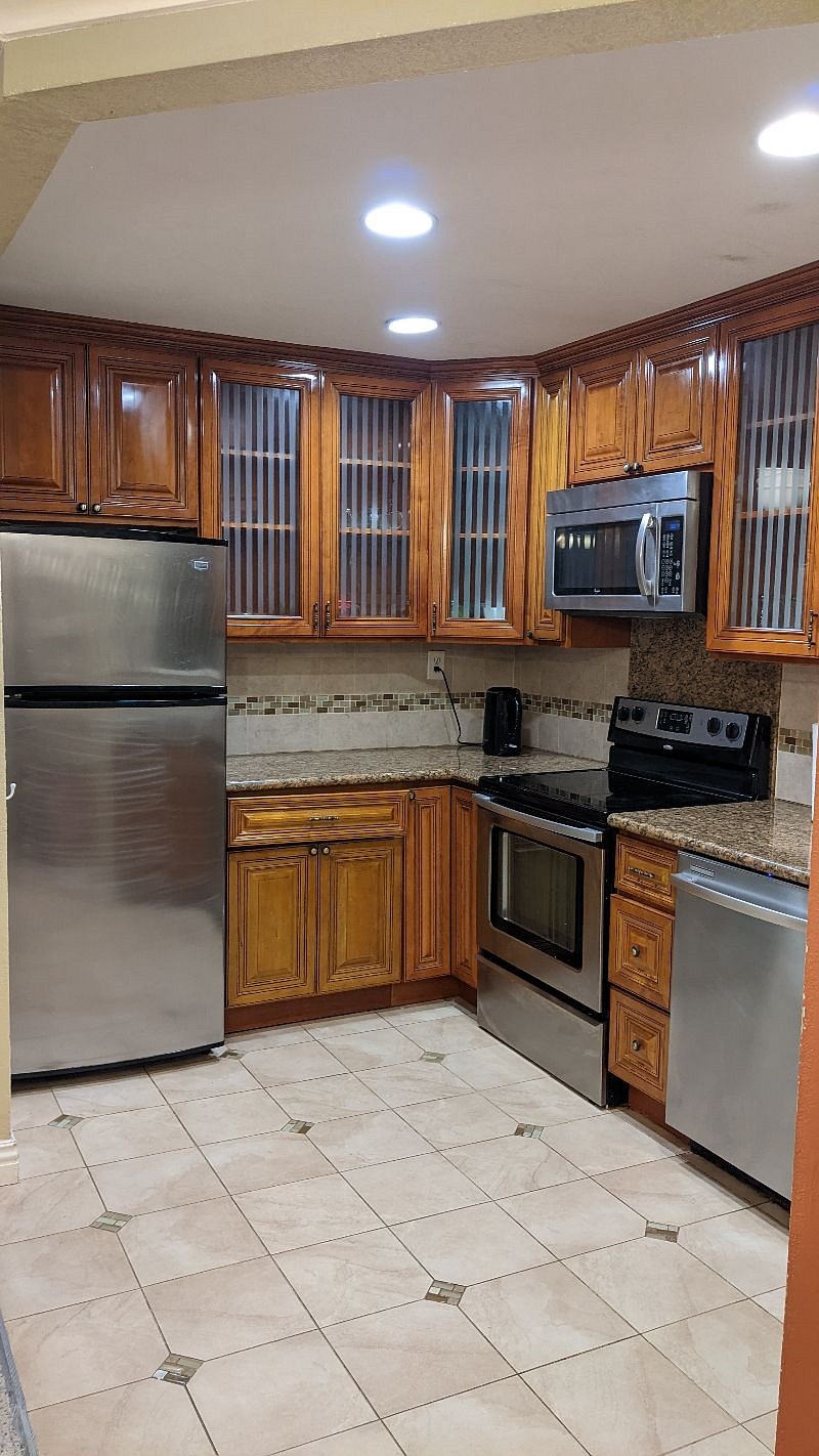 Furnished Finder property 365638_1 photo 10
