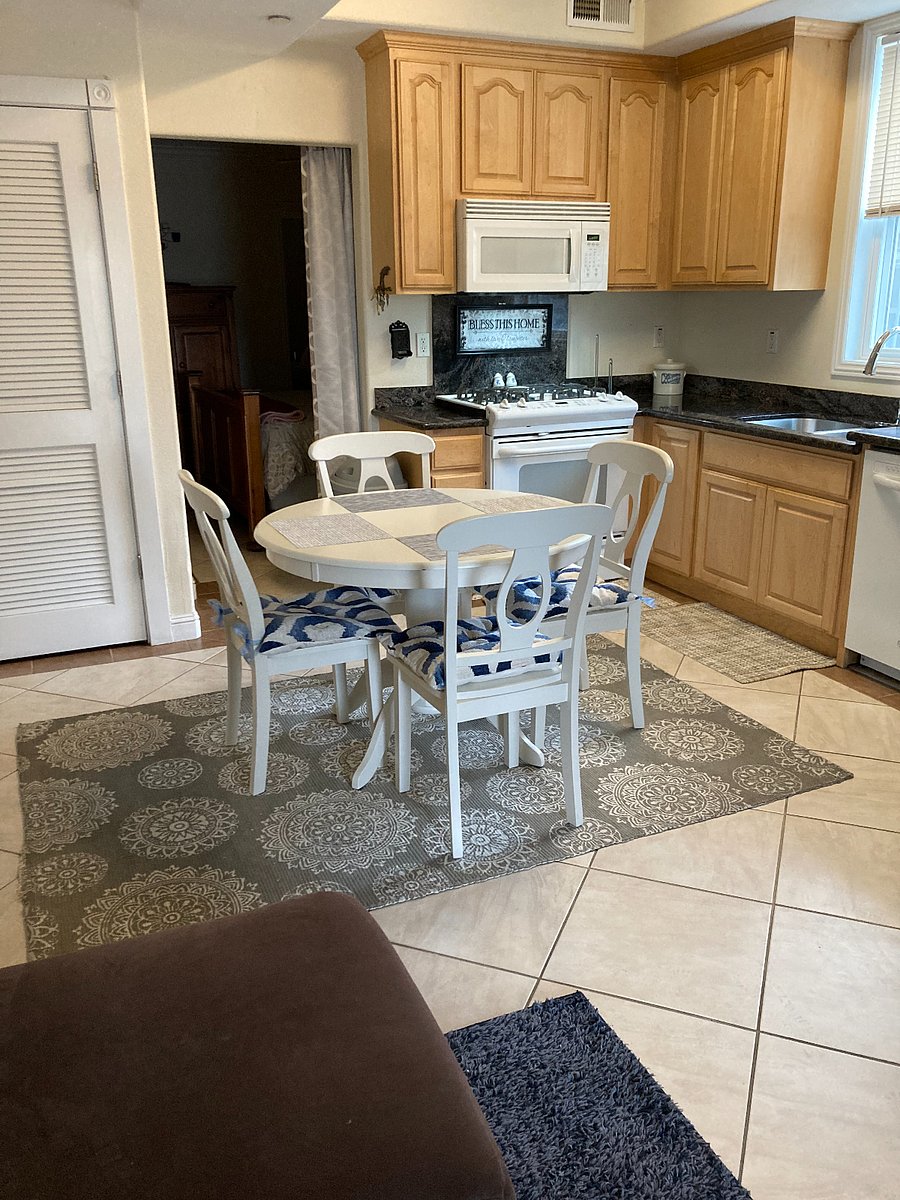 Furnished Finder property 365700_1 photo 3