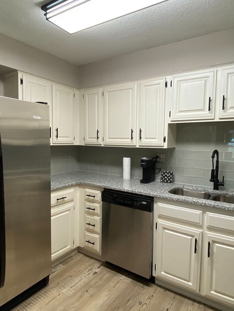 Furnished Finder property 365731_1 photo 13