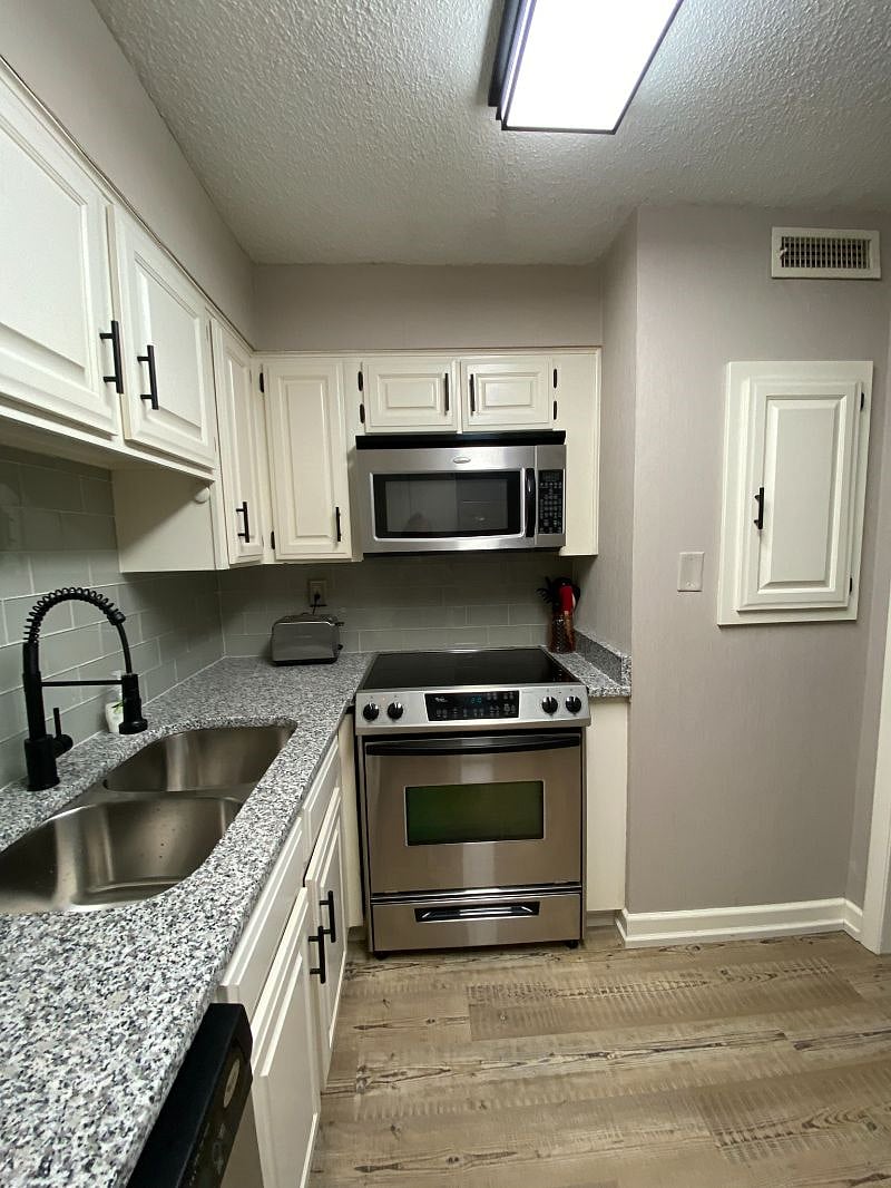 Furnished Finder property 365731_1 photo 14