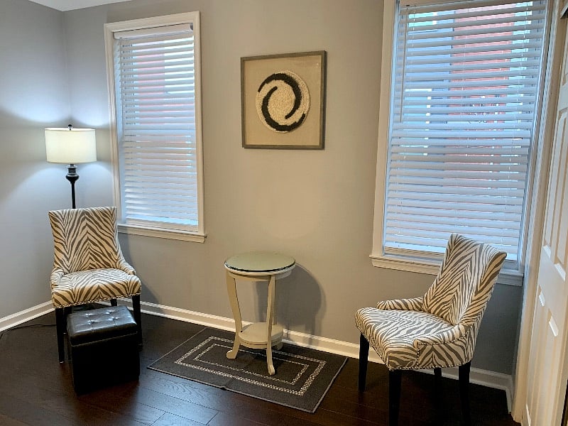 Large Bedroom 1 sitting area