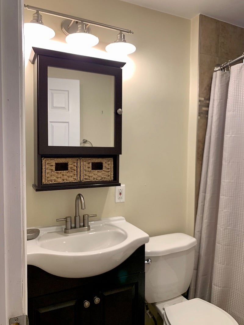 Full bath on 2nd Floor